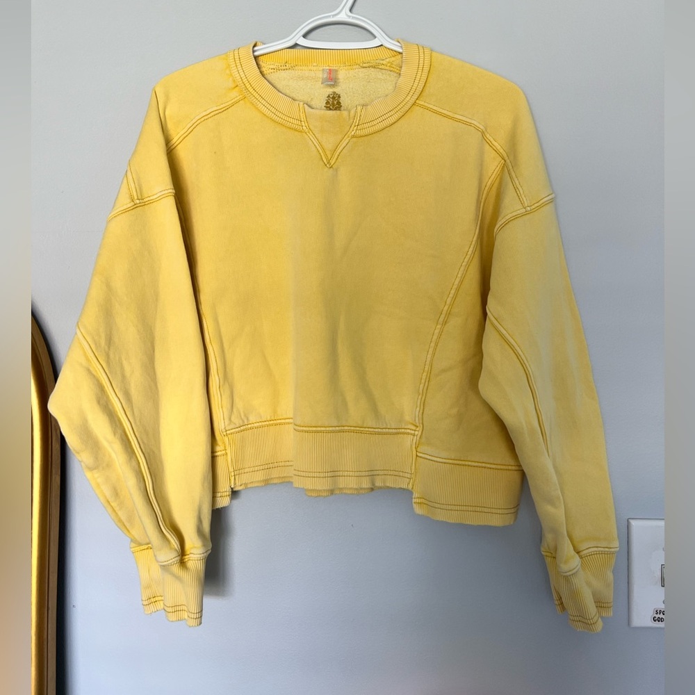 Women’s free people active sweatshirt